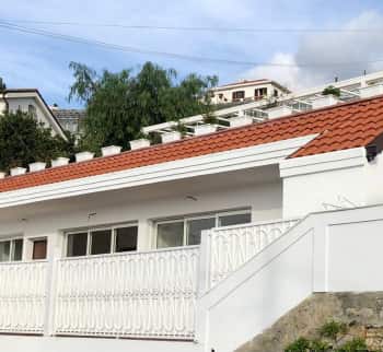 Hus til salg i Sanremo med havudsigt