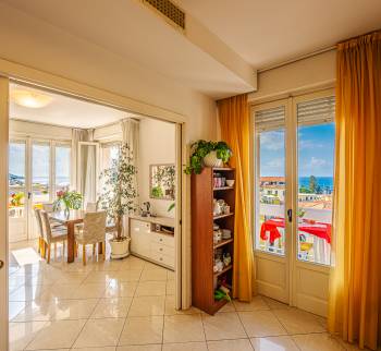 Five-room apartment for sale in Sanremo