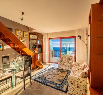Penthouse for sale in Sanremo with sea view