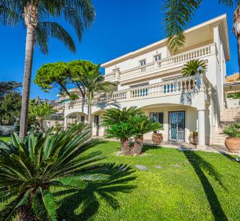 Luxusvilla am Meer in Sanremo