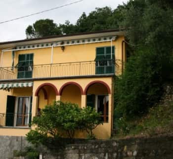 В Монелья, Италия купить большой дом с садом. Цена €1375000