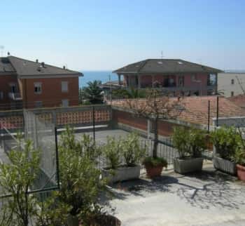 Купить апартаменты на море в Амелья, Лигурия, Италия