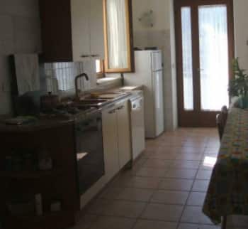 Продаётся отдельный дом в г.Borghetto-Di-Vara, Лигурия