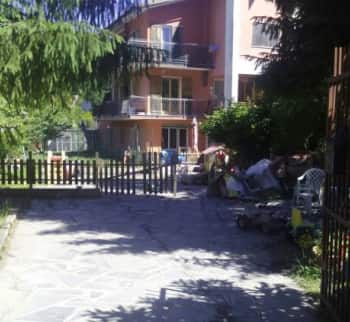 Продажа недвижимости с садом в городе Торрилья, Италия