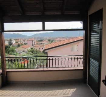 Продажа апартаментов в городе Санто-Стефано-ди-Магра, Лигурия