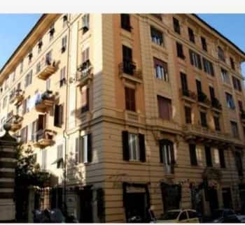 Продаётся апартаменты в Генуя, Италия