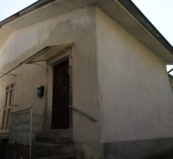 Продажа недвижимости с садом в городе Каличе-аль-Корновильо, Лигурия