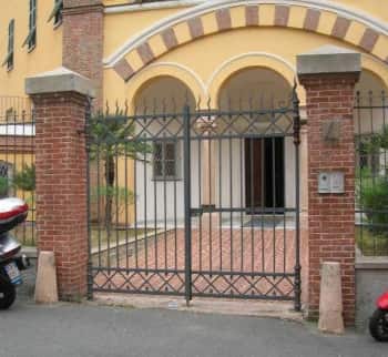 Продаётся роскошная недвижимость  в Савона, Лигурия