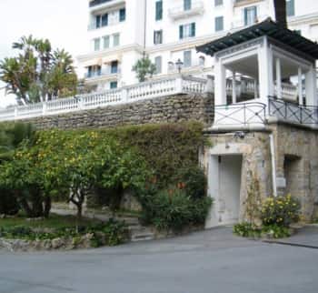 Город Бордигера, Лигурия продаётся квартира с садом. Цена 253000 €