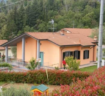 В г.Беверино, Италия купить виллу с садом. Цена 358000 €