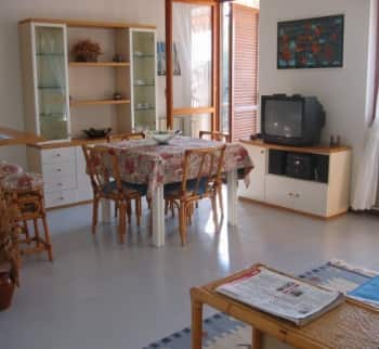 Продаётся апартаменты у моря в Оспедалетти, Лигурия, Италия