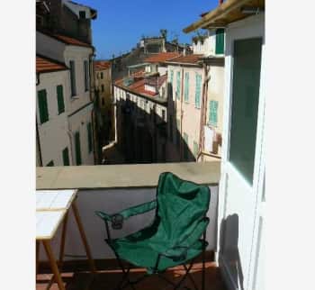 В Sanremo, Лигурия продаю апартаменты. Цена €100000