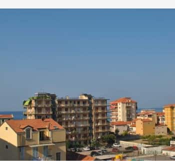 В городе Ventimiglia, Лигурия продаётся жильё. Цена 297000 евро