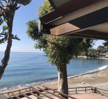 Купить дом на море с пляжем около Монако