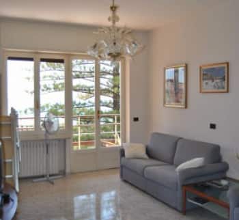 Продажа апартаментов на море в Санремо, Италия
