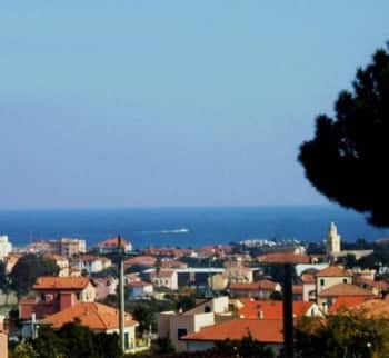 Вилла в Лоано с видом на море