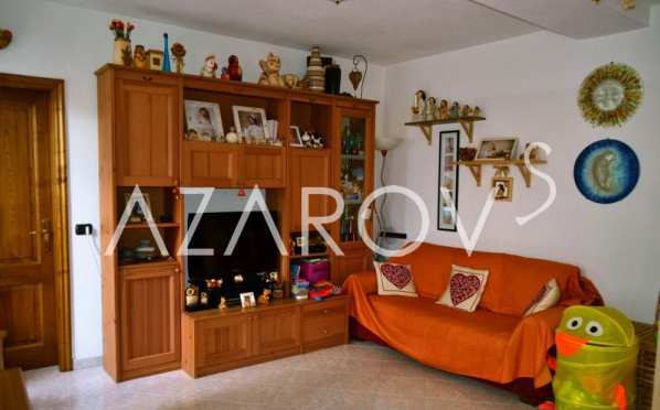 В городе Casarza-Ligure, Лигурия, Италия продаётся жильё по цене 275000 euro