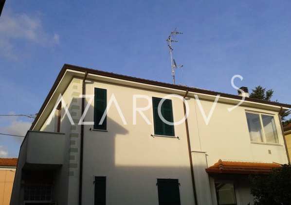 В г.Sarzana, Лигурия, Италия продажа апартаментов. Цена 215000 евро