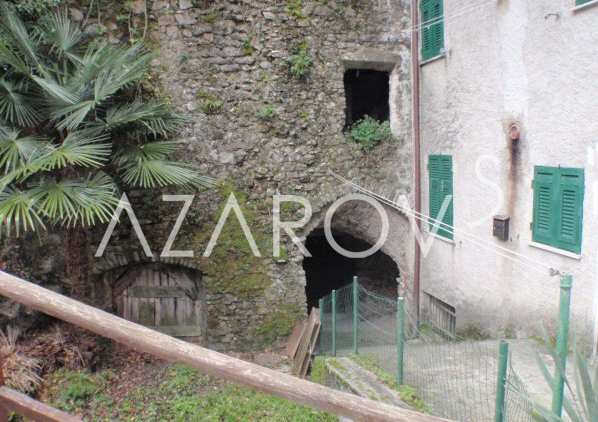Продаётся недорого  дом в г.Сеста Годано, Лигурия, Италия