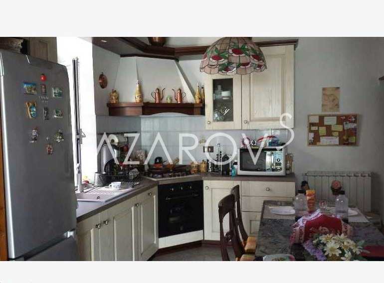 Продаётся квартира в городе Ушо, Лигурия по цене 135000 euro