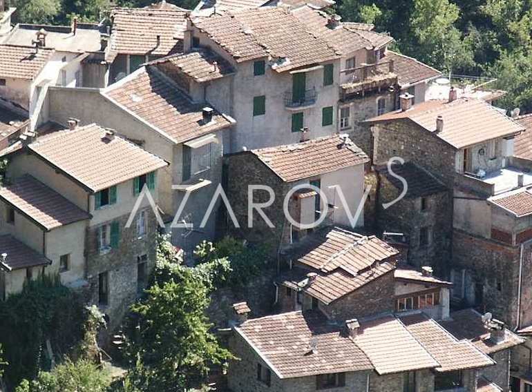 В г.Априкале, Италия продаётся дом. Цена €60000