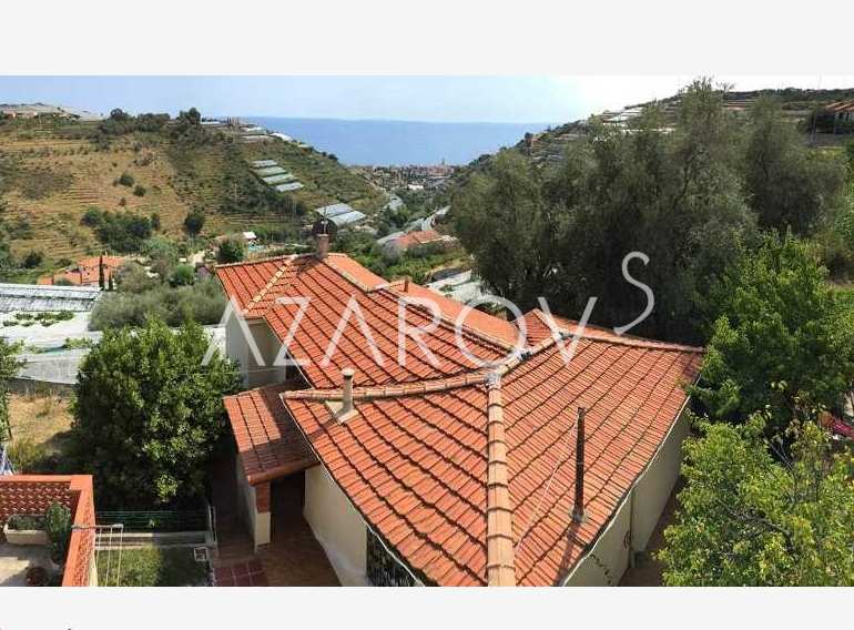 Продаётся дом c видом на море в г.Sanremo, Лигурия, Италия