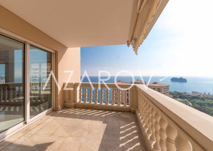 Купить квартиру с панорамным видом на море в Монако