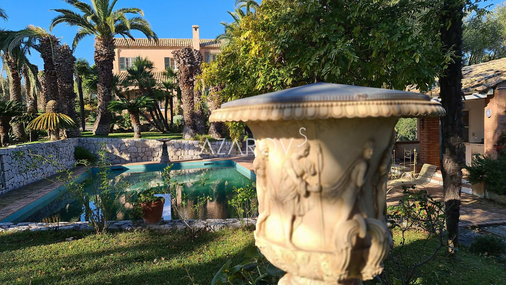 Luksusvilla i Sanremo med park