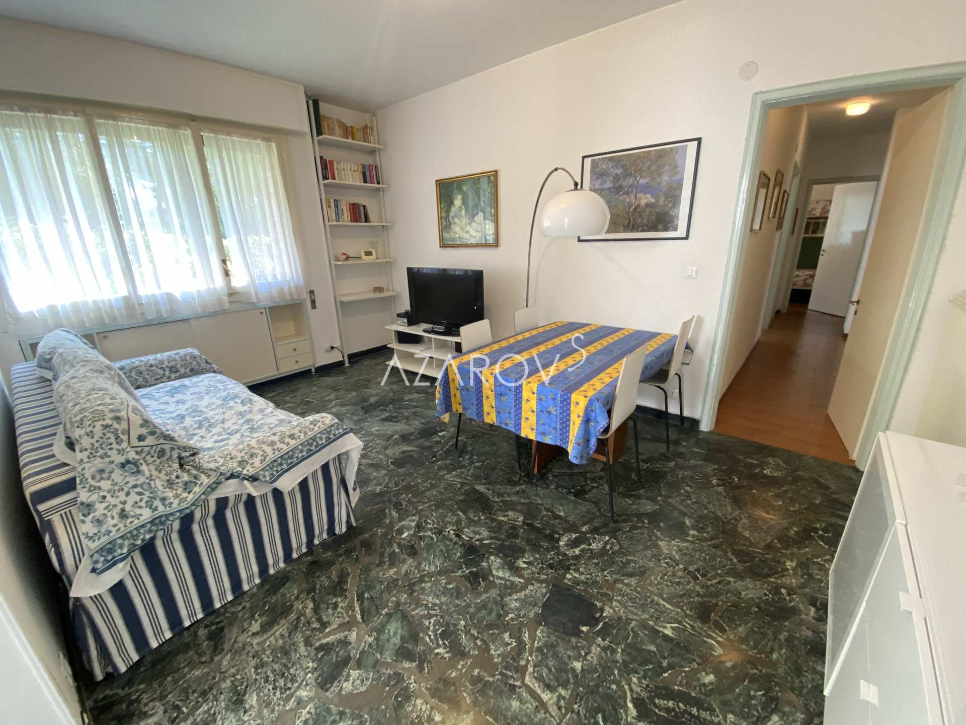 Apartamento en venta en Sanremo junto al mar