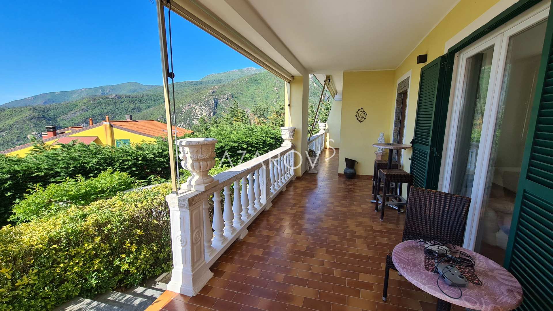 Villa te koop in Malolo met uitzicht op zee