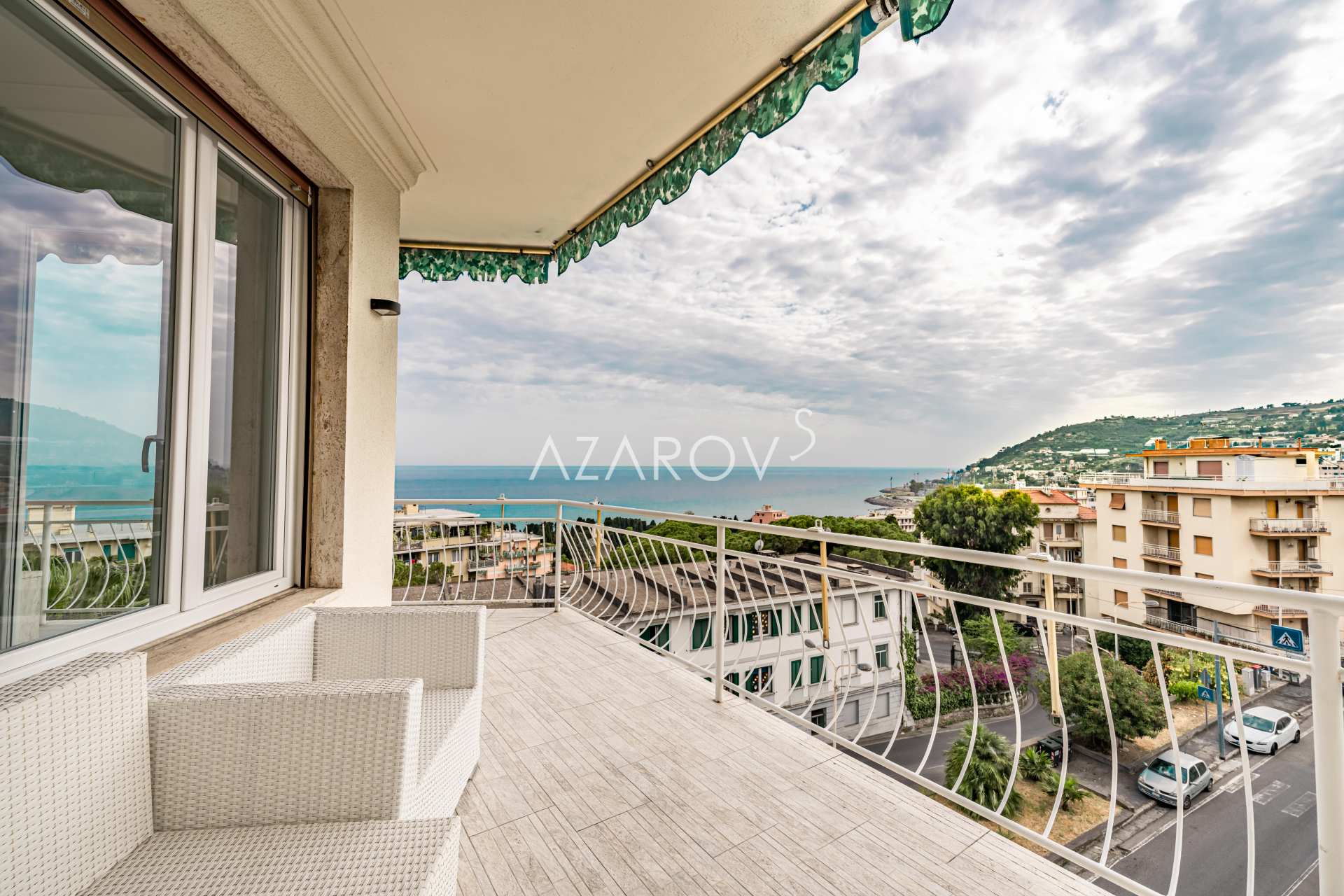 Apartamento de cuatro habitaciones en Sanremo
