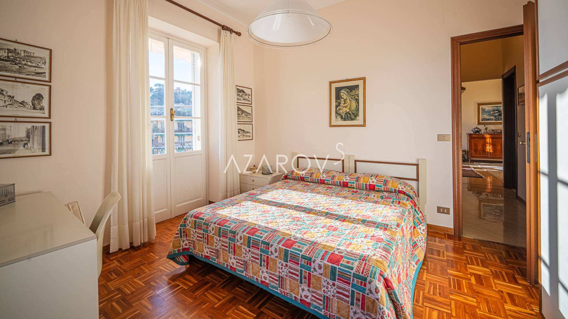Apartment for sale in the center of Sanremo with sea views