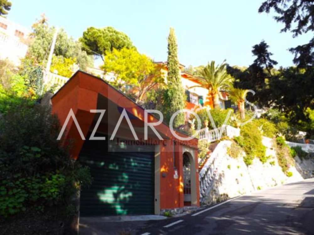Villa Marina di Andora junto al mar | Comprar una villa en Liguria
