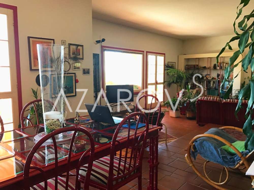 Villa of 550 m2 in Ospedaletti with beautiful views of the ...