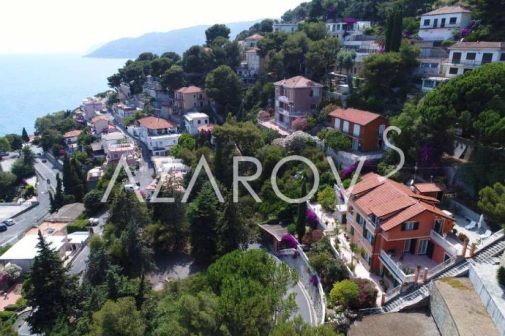 Marina di Andora villa by the sea | Buy a villa in Lig ...