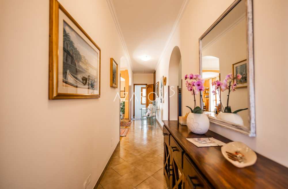 Ny 310 kvm villa i staden Sanremo
