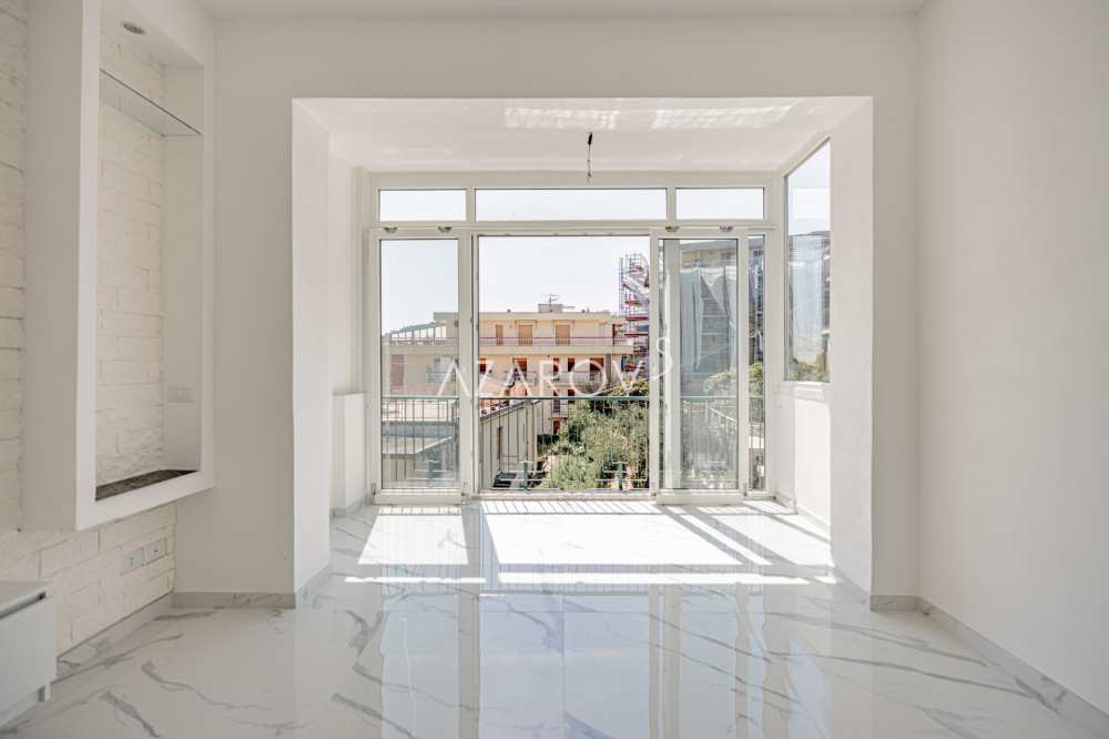 Ny 60 kvm lägenhet i Sanremo nära havet