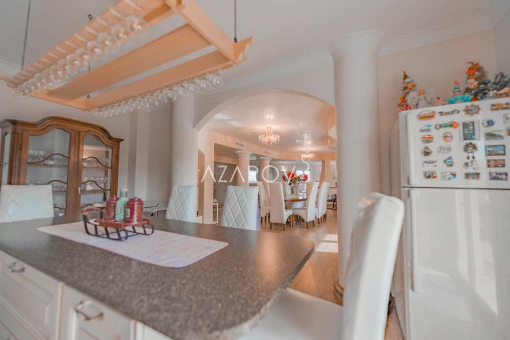 Villa de luxe 1000 m2 à Taggia