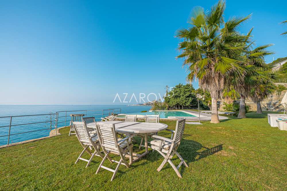 Villa con spiaggia privata Liguria