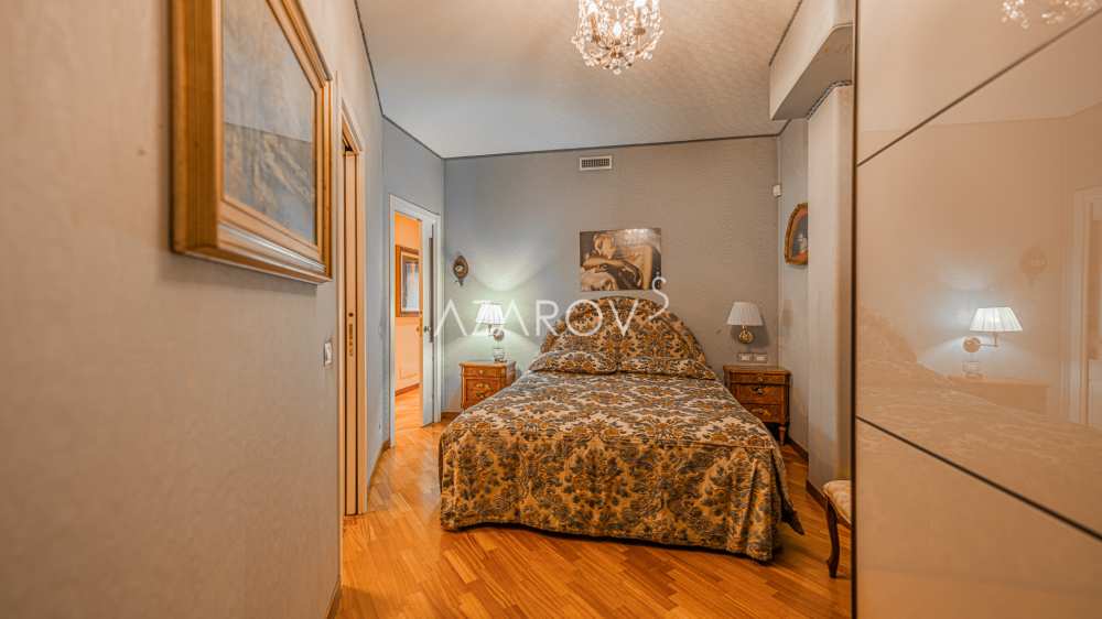 Wohnung in Sanremo 140 m2 mit Teich