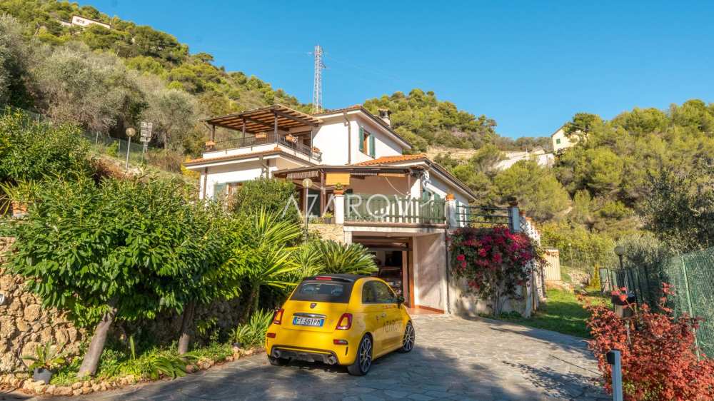Villa zum Verkauf in Ventimiglia