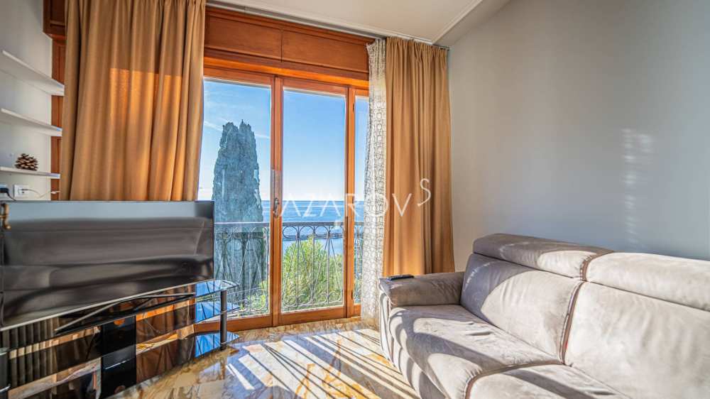 Three-room apartment for sale in Ospedaletti