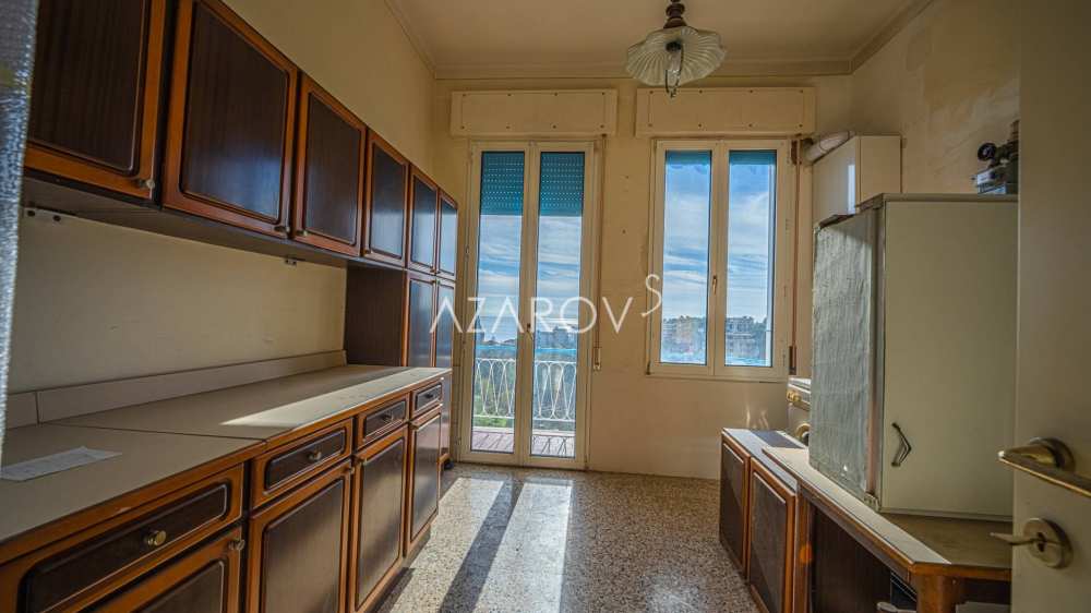 Three-room apartment for sale in Sanremo