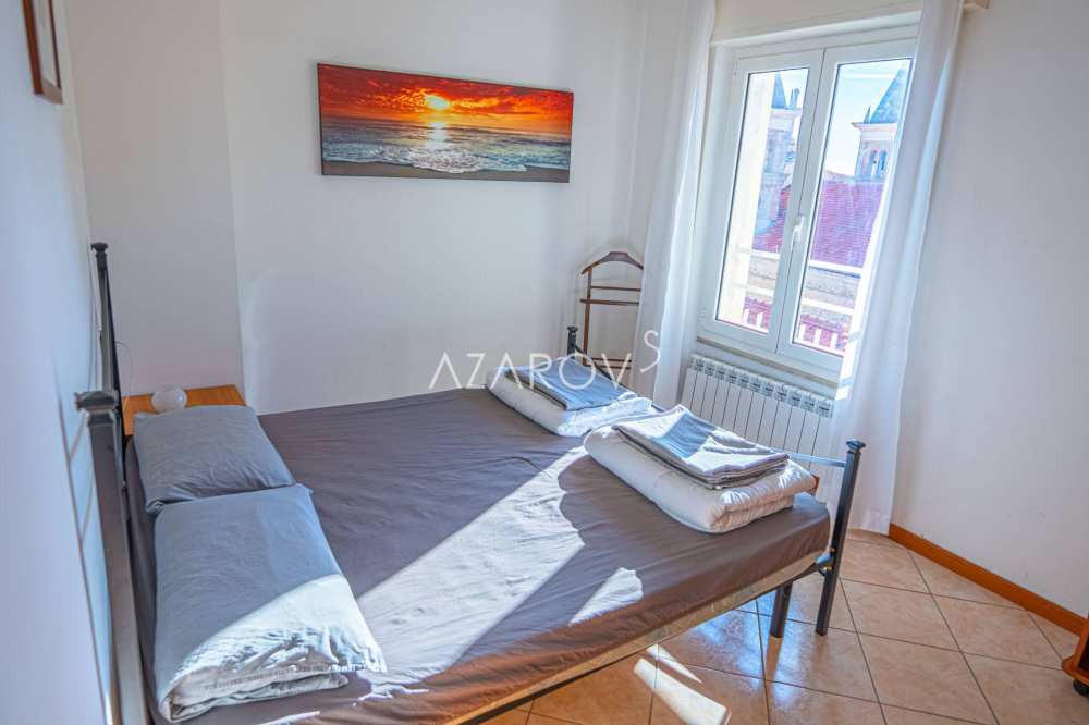 Treværelses lejlighed til salg i Arma di Taggia