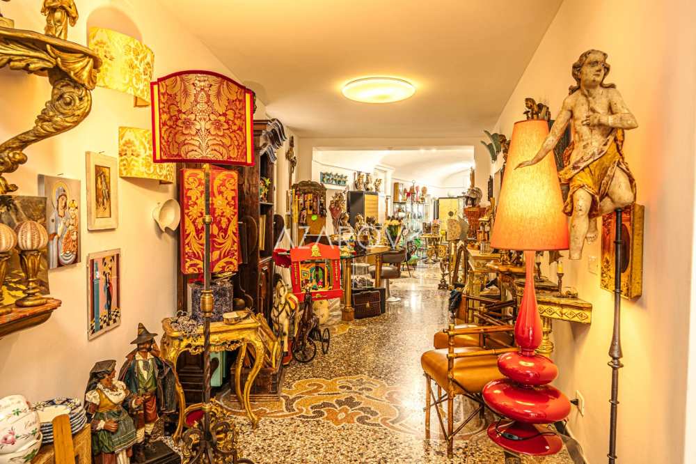 Commercieel vastgoed te koop in Sanremo