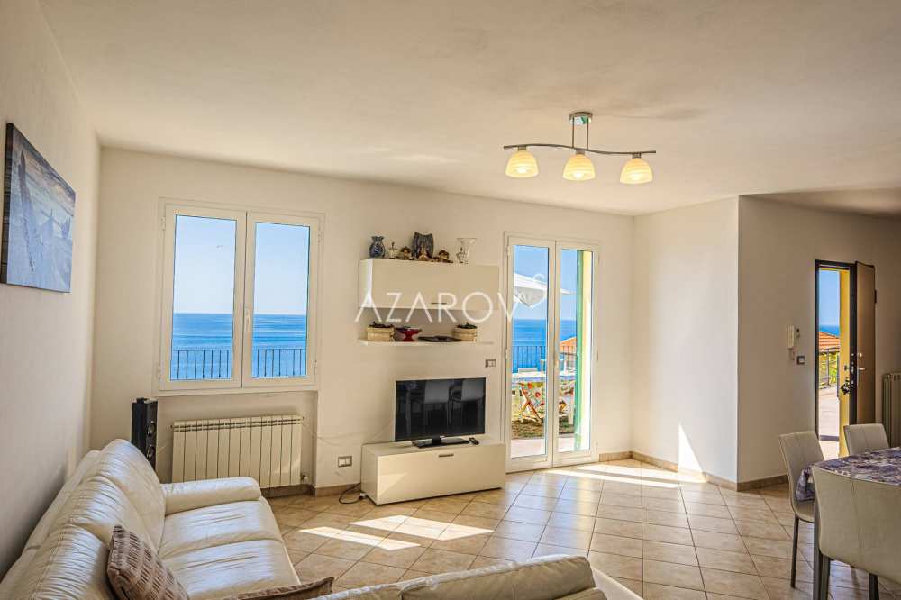 Villa i Sanremo 100 m fra havet