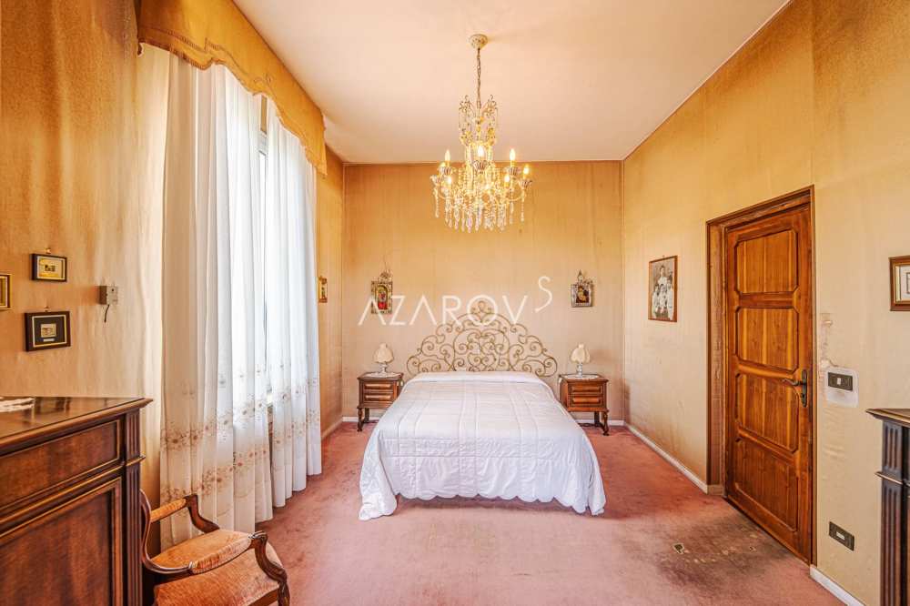 Villa a Sanremo al mare 380 mq