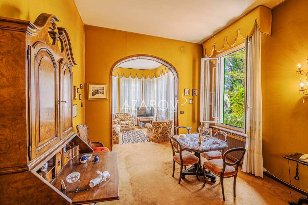 Villa i Sanremo ved havet 380 kvm