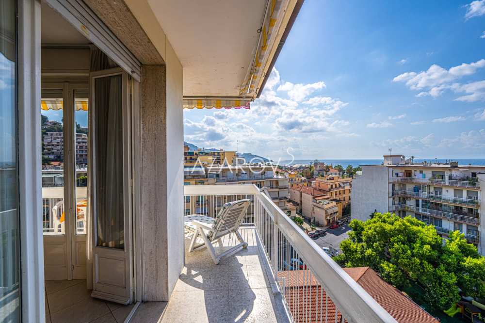 Appartement de cinq pièces à vendre à Sanremo