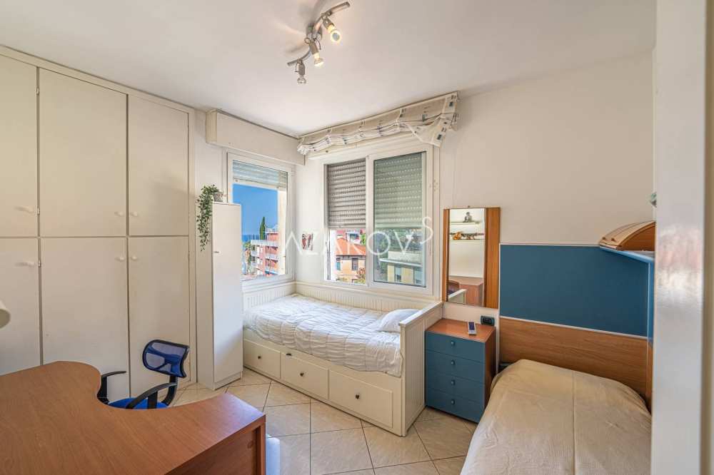 Femværelses lejlighed til salg i Sanremo